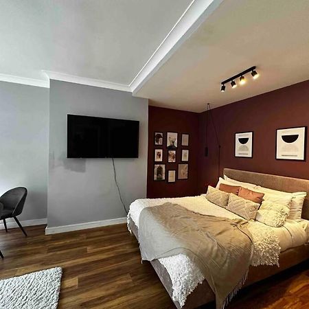 Spacious Studio For 4 Near Regents Park N1 ロンドン エクステリア 写真