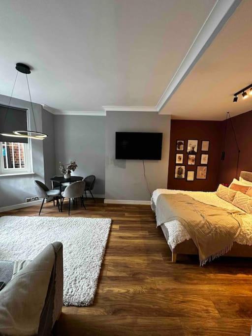 Spacious Studio For 4 Near Regents Park N1 ロンドン エクステリア 写真